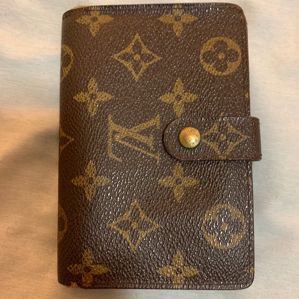 Louis Vuitton clasp wallet vintage